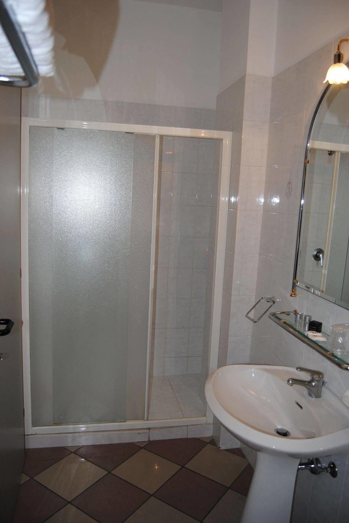 Hotel La Fenice Formigine Ngoại thất bức ảnh